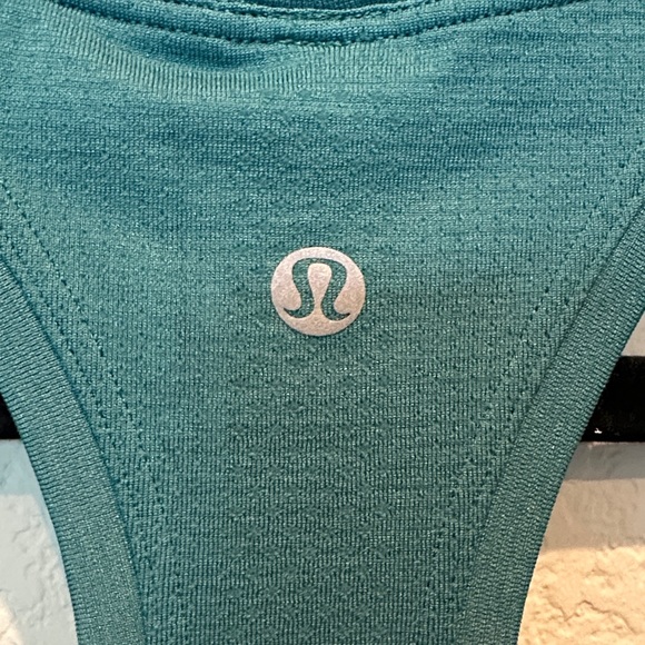 π LULULEMON π Racerback Tank Top - Picture 3 of 3